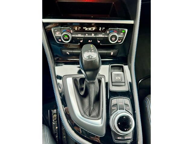 BMW 2-SERIE ACTIVE TOUR. 218i Centennial Executive M-PAKKET CLIMA LEER APK 5-2026