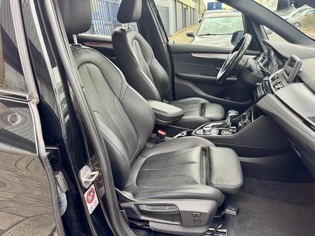 BMW 2-SERIE ACTIVE TOUR. 218i Centennial Executive M-PAKKET CLIMA LEER APK 5-2026