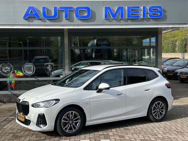 BMW 2-SERIE ACTIVE TOUR. 220I Active Tourer Navi Camera Cruise NAP-Autopas