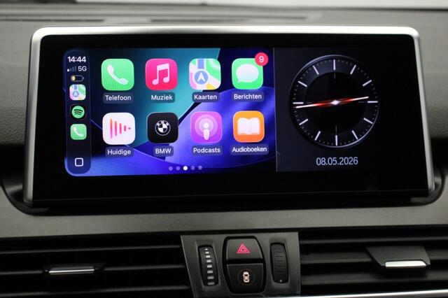 BMW 2-SERIE ACTIVE TOUR. 218i Executive Edition - Carplay, Camera, Half Leer, Headup Display