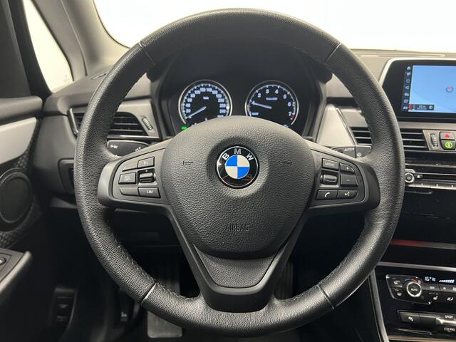 BMW 2-SERIE GRAN TOURER 218i 7p. High Executive Edition | NAVIGATIE | STOELVERWARMING | PARKEERSENSOREN |