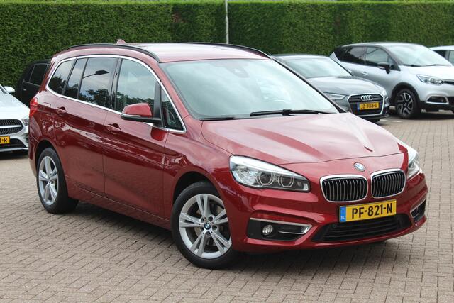 BMW 2-SERIE GRAN TOURER 218i 7p. Executive / Trekhaak / Leder / Navigatie / Keyless entry / Parkeerhulp V+A / Cruise Control