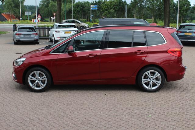BMW 2-SERIE GRAN TOURER 218i 7p. Executive / Trekhaak / Leder / Navigatie / Keyless entry / Parkeerhulp V+A / Cruise Control