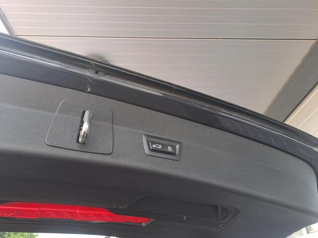 BMW 2-SERIE GRAN TOURER 220i 7-Persoons High Executive, Luxery-line, Panoramadak, Led, Leder, Mermory, ACC,