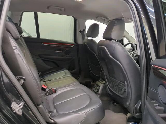 BMW 2-SERIE GRAN TOURER 216i 109PK 7pers. Business Edition Plus / Leder / Navigatie / Pdc.+Camera / Stoelverwarming / Lux.line / Parking Pack /