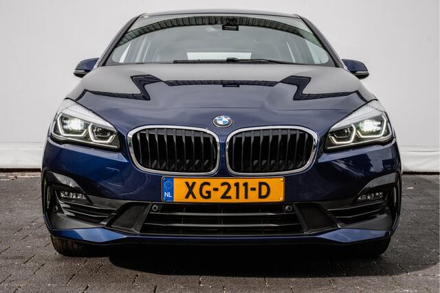 BMW 2-SERIE GRAN TOURER 216i Corporate Lease Executive Trekhaak/ Stoelverwarming/ Full map navigatie/ Climate control/ Pdc