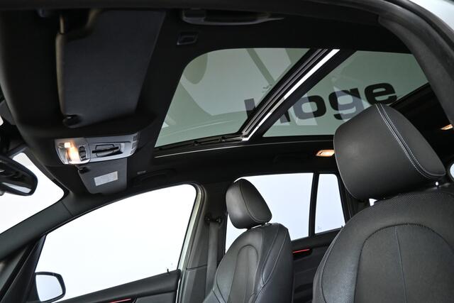 BMW 2-SERIE GRAN TOURER 218i Sport 7 Persoons Clima Panoramadak Navigatie Head Up Rijklaarprijs Inruil Mogelijk!