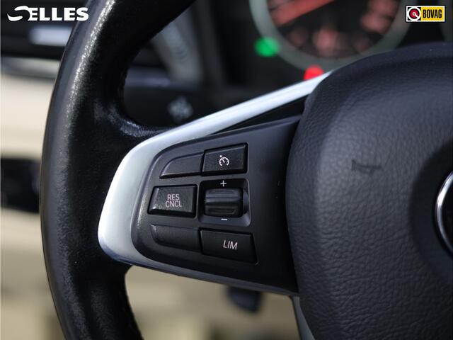 BMW 2-SERIE GRAN TOURER 216d Centennial High Executive | Trekhaak | Panoramadak | Lederen Bekleding