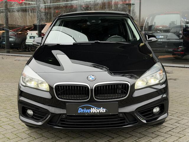 BMW 2-SERIE GRAN TOURER 218i Centennial Executive 7p. | 7-zits | Cruise & Climate control | | Interesse, Proefrit? Bel of app met: 06-24 28 28 42