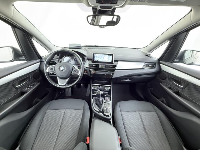 BMW 2-SERIE GRAN TOURER 216i 7-Persoons Navi-Pro Head-Up Display LED Cruise Control Pdc Ecc Executive Edition Lmv 16"DAB Elek.Achterklep 1e Eigenaar Origineel Nederlandse Auto