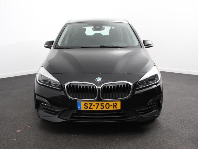 BMW 2-SERIE GRAN TOURER 218i 7p. Executive Launch Edition | Cruise control | Climate control | Parkeersensoren | Navigatie | Achteruitrijcamera | LED | Lichtmetalen velgen