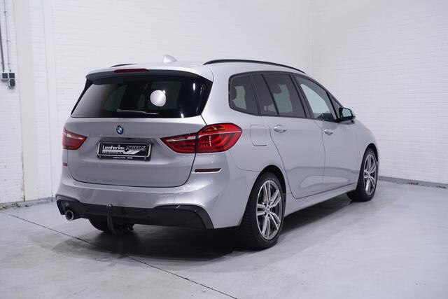 BMW 2-SERIE GRAN TOURER 218i 7p. Corporate Lease High Executive NAP Panodak Harman Kardon Head-up Leder Camera Leder Sportstoelen 7-Zits Trekhaak