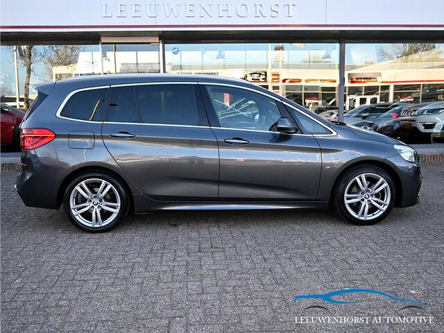 BMW 2-SERIE GRAN TOURER 218i M Sport 7pers., leer, HUD, panodak, elektr. achterklep, sportinterieur, NL-dealerauto