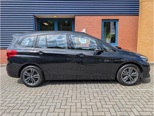 BMW 2-SERIE GRAN TOURER 218I EXECUTIVE ED.,AUTOMAAT,Trekhaak,PDC,Dealerond.Navi