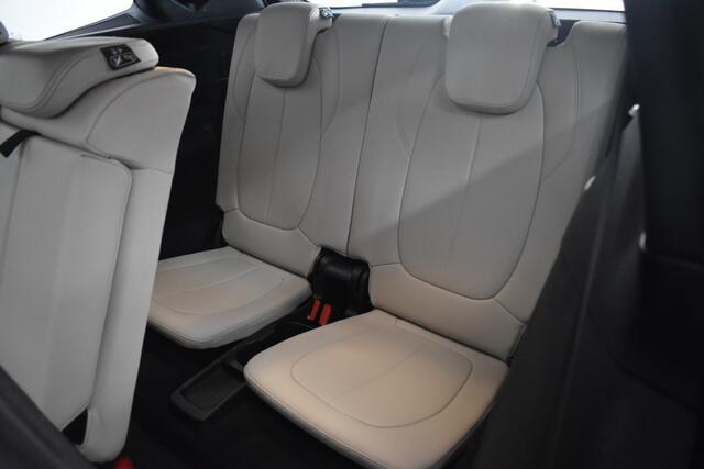 BMW 2-SERIE GRAN TOURER 218i 140PK 7 persoons. High Executive Automaat