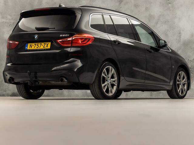 BMW 2-SERIE GRAN TOURER 220i M Sport High Executive 7 Persoons 192Pk Automaat (NAVIGATIE, M PAKKET, TREKHAAK, LEDER, SPORTSTOELEN, STOELVERWARMING, ELEK ACHTERKLEP, GETINT GLAS, NIEUWSTAAT)
