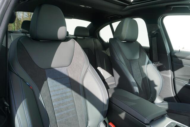 BMW 3-SERIE Sedan 320e Aut. M Sportpakket / Active Cruise Control / 18" LMV / HIFI / Achteruitrijcamera / Panoramadak