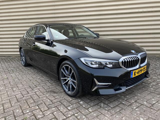 BMW 3-SERIE 320i High Executive Automaat | Leder | Sport pack | Camera