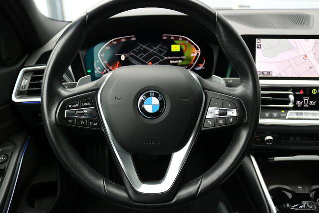 BMW 3-SERIE 318i Exe Edition Autom Xenon G-navi leder Sportzetels Bj:2021