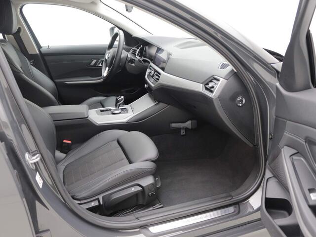 BMW 3-SERIE Touring 318d Executive Edition Aut. Sportint. 150pk