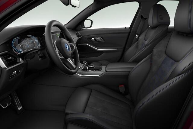 BMW 3-SERIE Sedan 330e xDrive High Executive Model M Sport Aut.