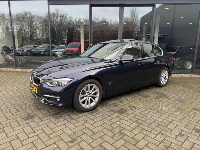 BMW 3-SERIE 330e High Exe,Schuifdak,Sportleer,LED,NaviPro,Clima,Cruise,Stoel