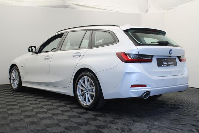 BMW 3-SERIE Touring 320e Business Edition
