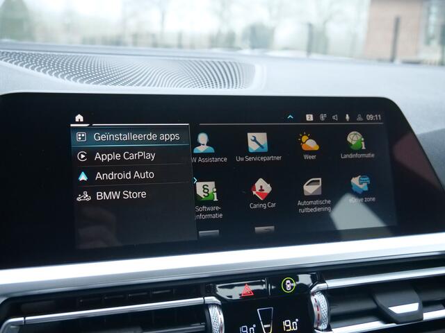 BMW 3-SERIE 330e 292pk High Executive Automaat M-Sport / Camera / Adaptive cruise / Apple Carplay