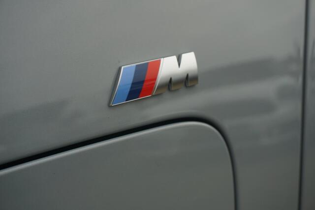 BMW 3-SERIE Touring 330e M Sportpakket Pro 19'' / Adaptief onderstel / Comfort Acces / HiFi System