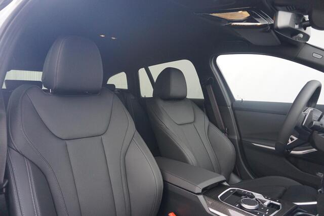 BMW 3-SERIE Touring 330e M Sportpakket Pro 19'' / Adaptief onderstel / Comfort Acces / HiFi System