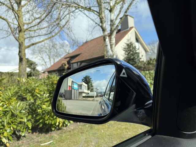 BMW 3-SERIE 320i M-Sport 184PK AutomaatoLederoNavi