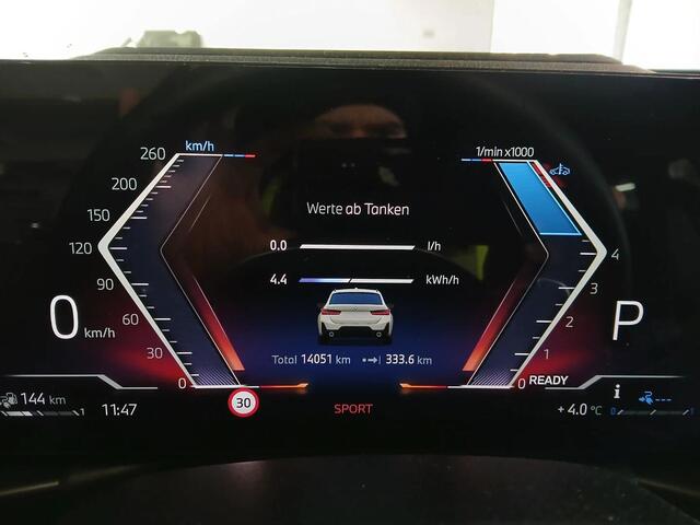 BMW 3-SERIE Touring 330e xDrive - Facelift 2 - Grote Range - Pano - Trekhaak - Harman Kardon