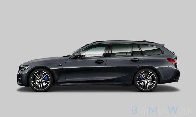BMW 3-SERIE Touring 330e xDrive High Executive M Sport | M Performance | Panoramadak | Harman Kardon | 360° Camera | Assisted Driving | Head Up Display | Stoelverwarming | Stuurverwarming | Apple Carplay | Navigatie | Adaptive Cruise Control | Am