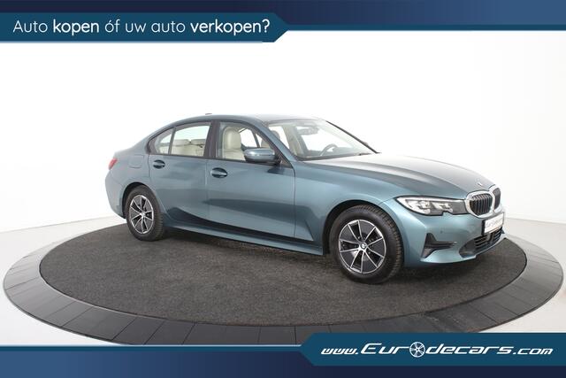 BMW 3-SERIE 318i Luxury *1ste Eigenaar*Leer*Navigatie*Stoelverwarming*Parkassist*