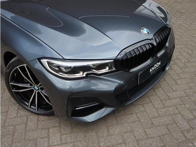 BMW 3-SERIE 320i High Exe. M-Sport | HUD | Leder | Sfeerverlichting |