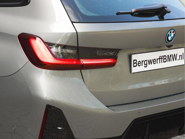 BMW 3-SERIE Touring 330e M-Sport - ACC - Trekhaak - Hifi - Stuurwiel verwarmd - Camera