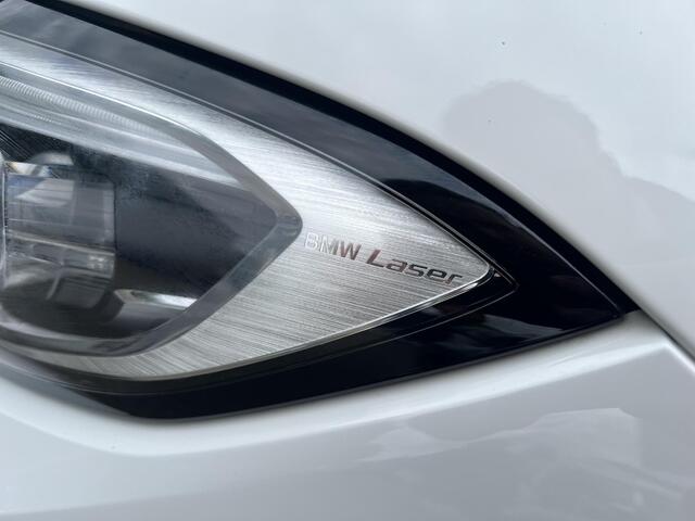 BMW 3-SERIE Touring 330e High Executive TREKHAAK AFNEEMBAAR | LASERLIGHT | HEAD UP
