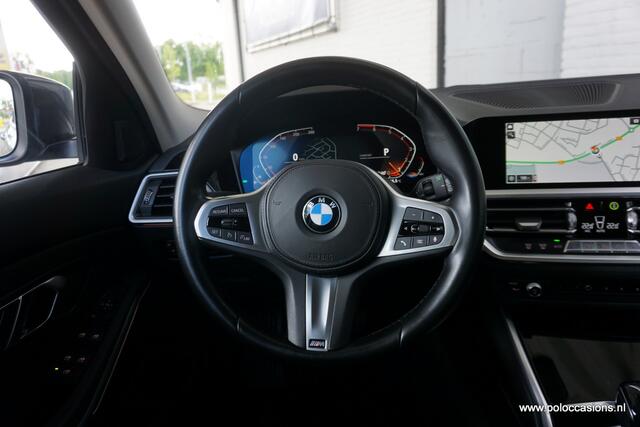 BMW 3-SERIE Touring 320i Automaat | Carplay | NL AUTO | Dealeronderh