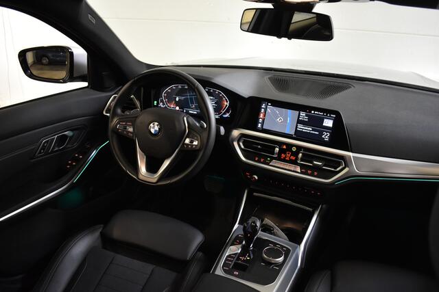 BMW 3-SERIE 318IA 2.0 156PK EXECUTIVE SPORT LEDER/NAVI/CARPLAY