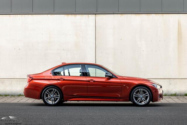 BMW 3-SERIE 320i Edition M Sport Shadow Executive