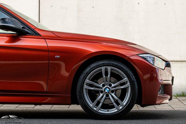 BMW 3-SERIE 320i Edition M Sport Shadow Executive