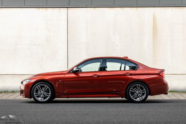 BMW 3-SERIE 320i Edition M Sport Shadow Executive
