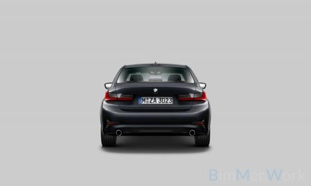 BMW 3-SERIE 320i SportLine,Schuifdak,Half leer,LED,Camera,Trekhk,NaviPro,
