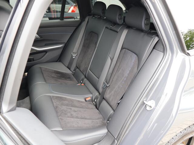 BMW 3-SERIE Touring 330e M-Sport *Pano*Davitgrau*Carplay*Live Cockpit*