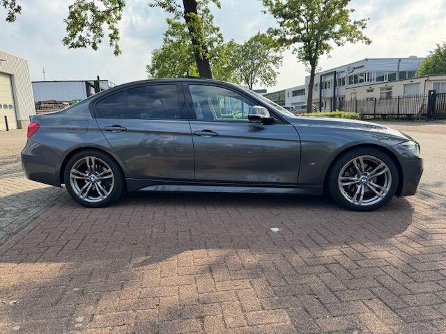 BMW 3-SERIE 330e Plugin Hybrid Centennial High Executive M-Line Automaat Airco/ECC,Leder,Navigatie,Open dak