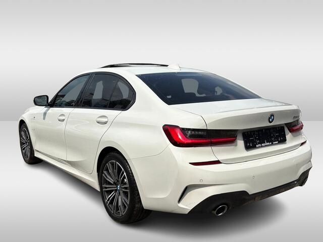 BMW 3-SERIE 330e M-Sport / Opendak / Adaptive Cruise / CarPlay / LED