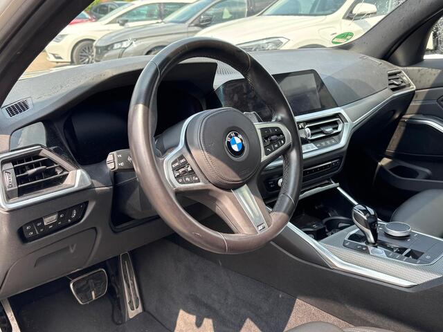 BMW 3-SERIE 330e M-Sport / Opendak / Adaptive Cruise / CarPlay / LED