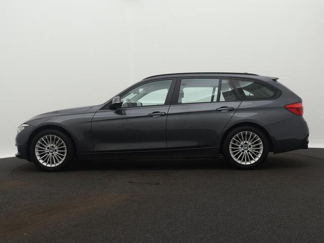 BMW 3-SERIE Touring 318i Executive / Auto verbruikt olie! / Handel of Export / Navigatie / Cruise-ctr. / Airco / leder / Trekhaak