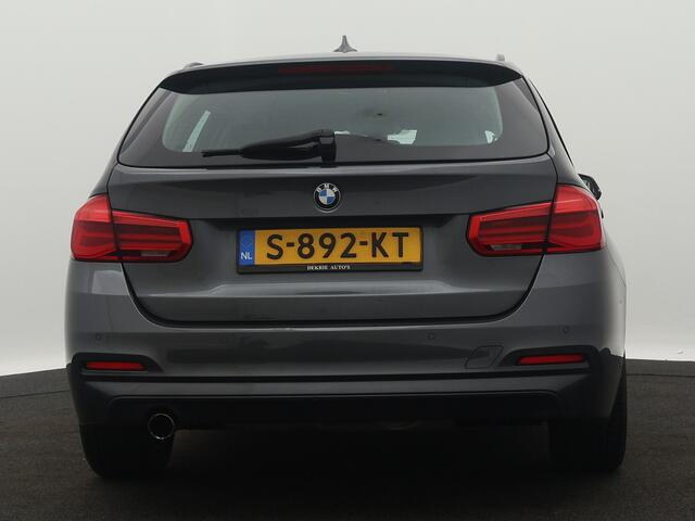 BMW 3-SERIE Touring 318i Executive / Auto verbruikt olie! / Handel of Export / Navigatie / Cruise-ctr. / Airco / leder / Trekhaak