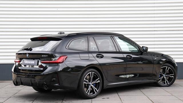 BMW 3-SERIE Touring 330i M-Sport | Adaptieve Cruise Control | Shadow-Line | Achteruitrijcamera | HiFi